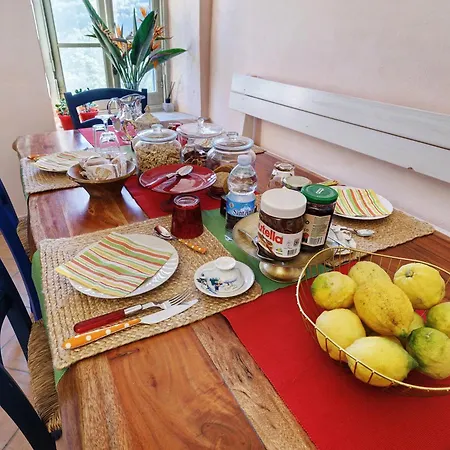 Piuma بيت ضيافة فينالي ليغوري
